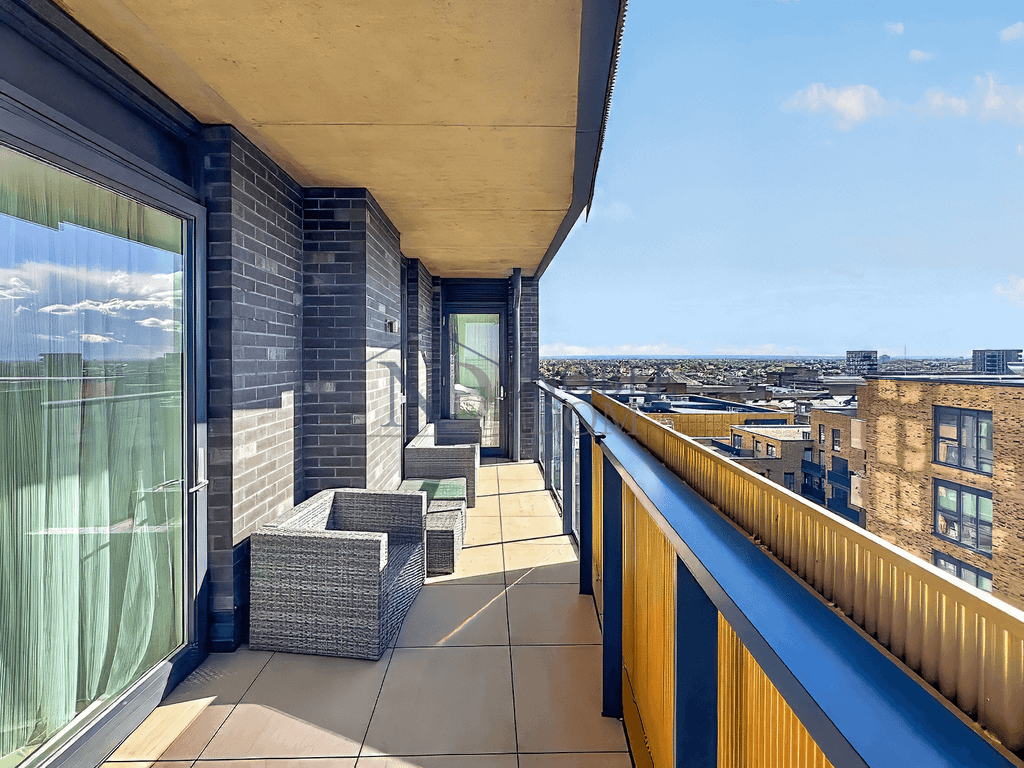 Additional image 15 of 2 bed flat for saleBarratt House, Prince Regent Road, Hounslow TW3