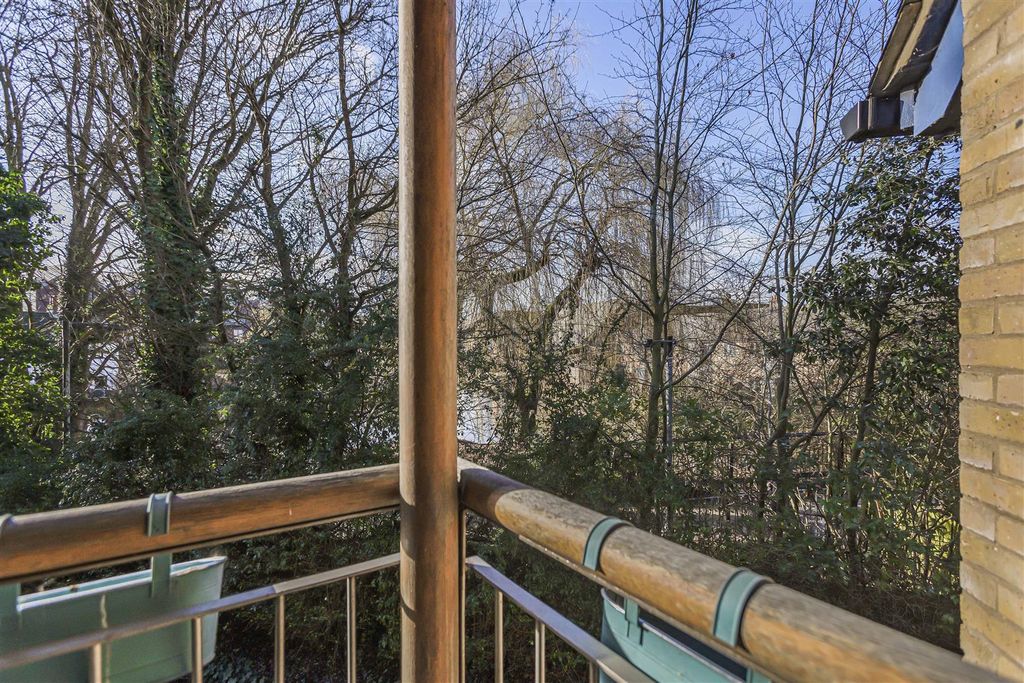 Additional image 25 of 2 bed flat for saleCoopers Court, Hertford, Hertford SG14