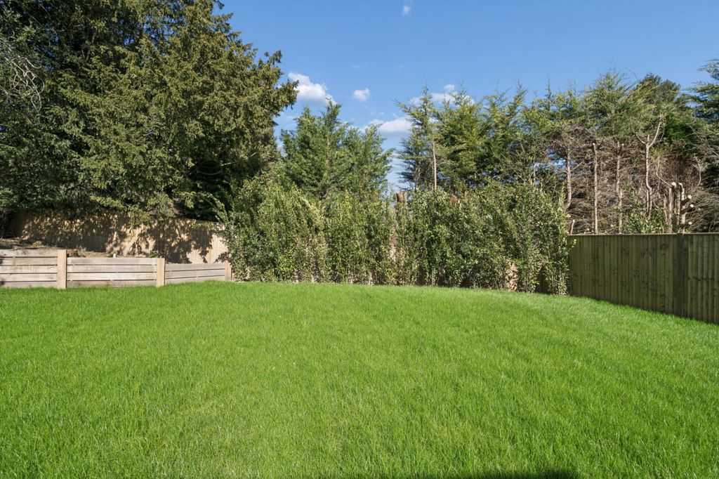 Additional image 5 of 5 bed detached house for saleCritchmere Hill, Haslemere, Surrey GU27