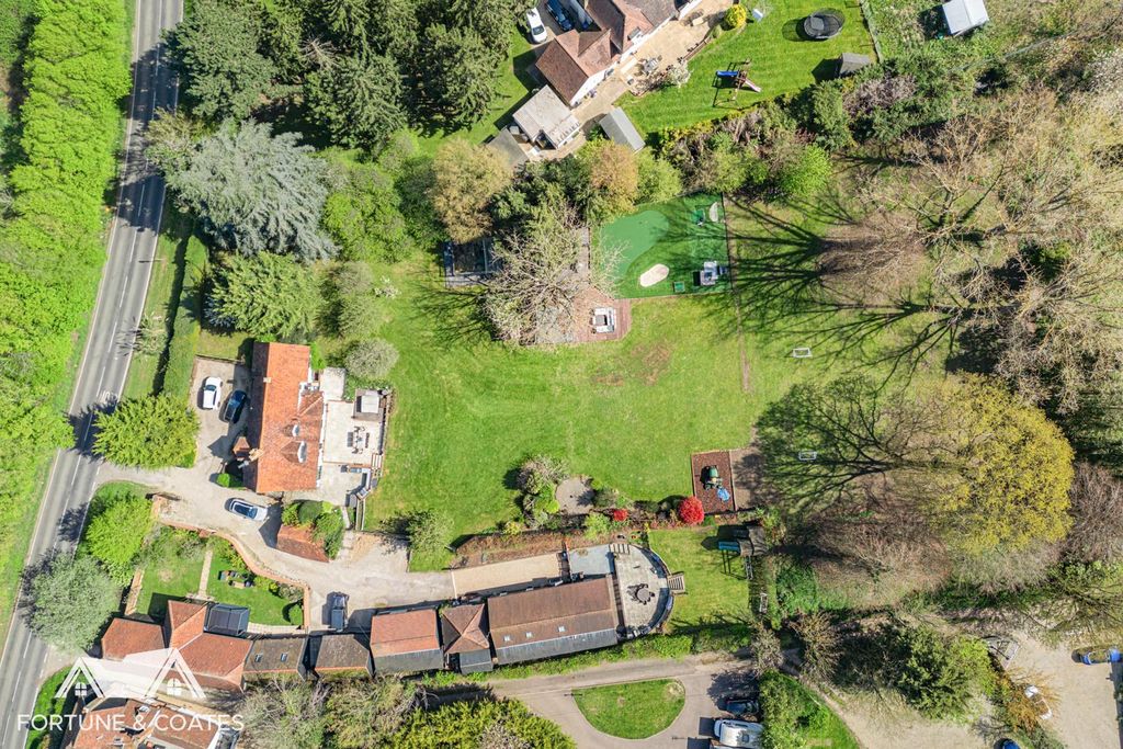 Additional image 49 of 4 bed detached house for saleRoydon Road, Harlow CM19
