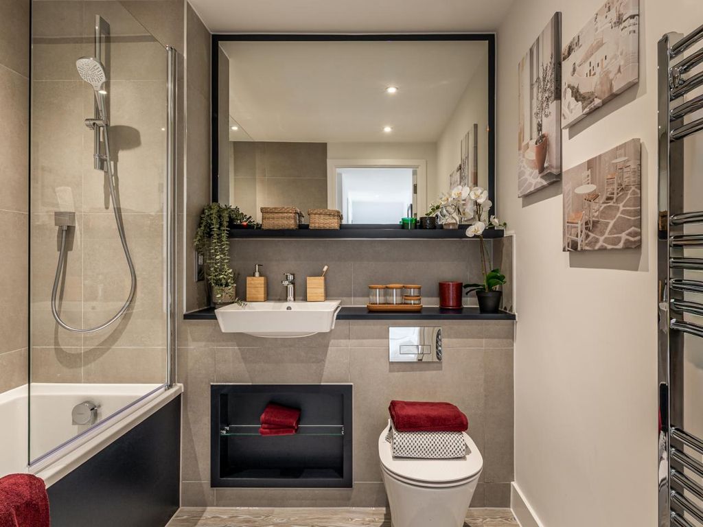 Additional image 15 of 2 bed flat for saleLampton Road, Hounslow TW3