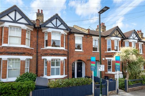 Godstone Road, St Margarets TW1