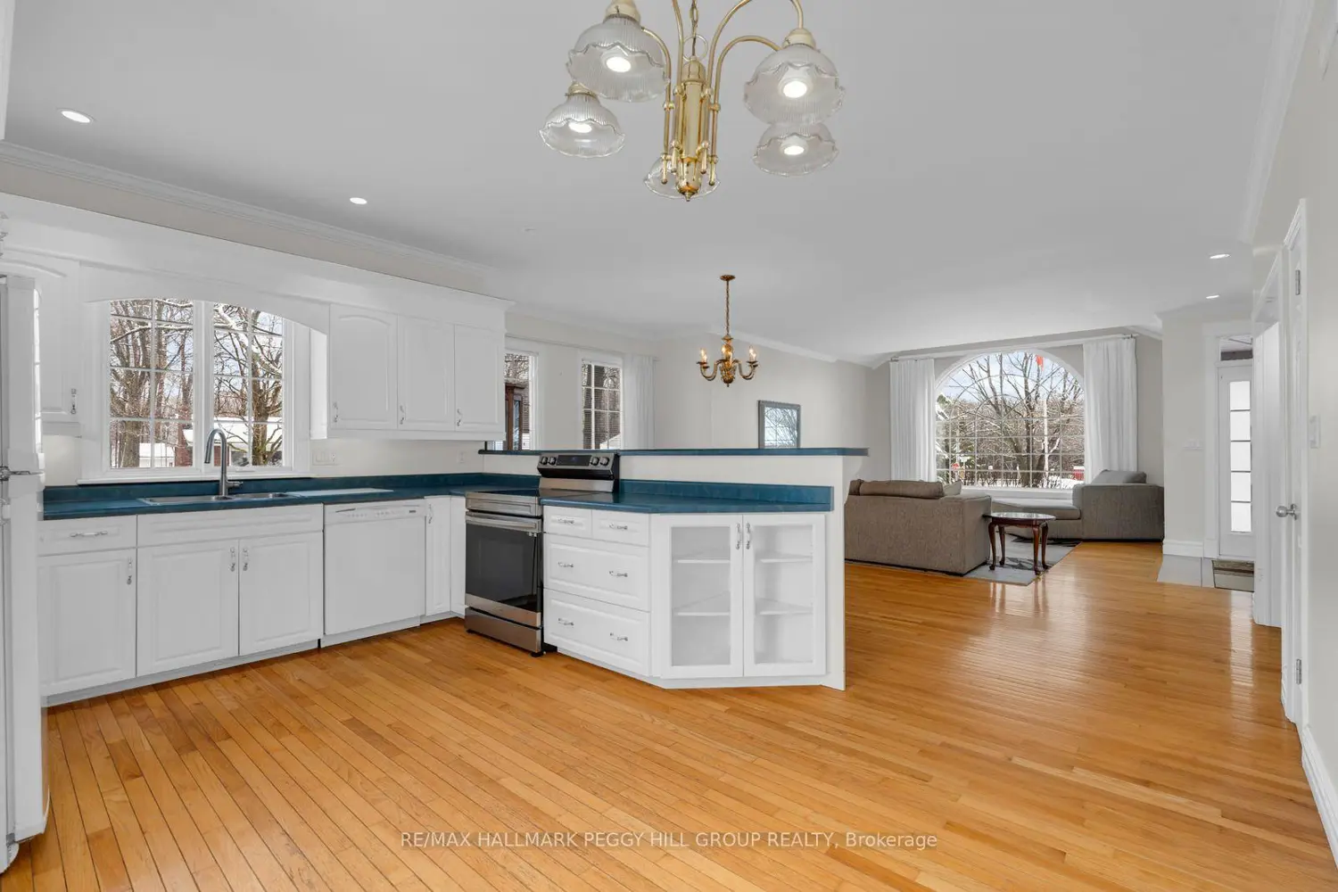 45 Brule Street photo 5