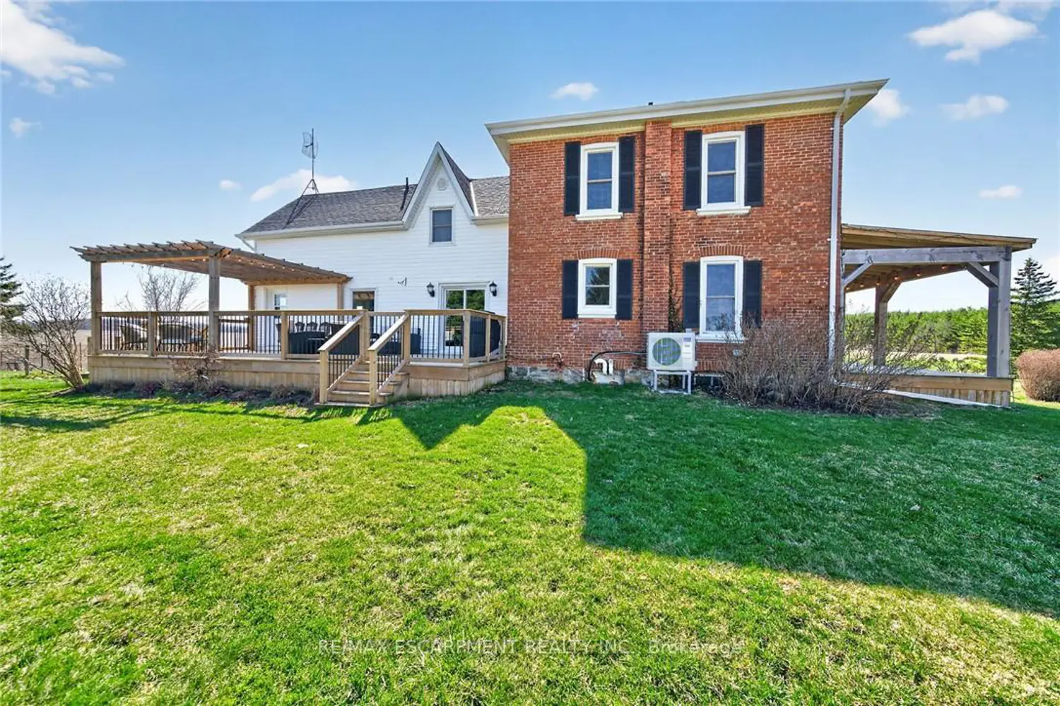 680 Haldimand 9 Road photo 2