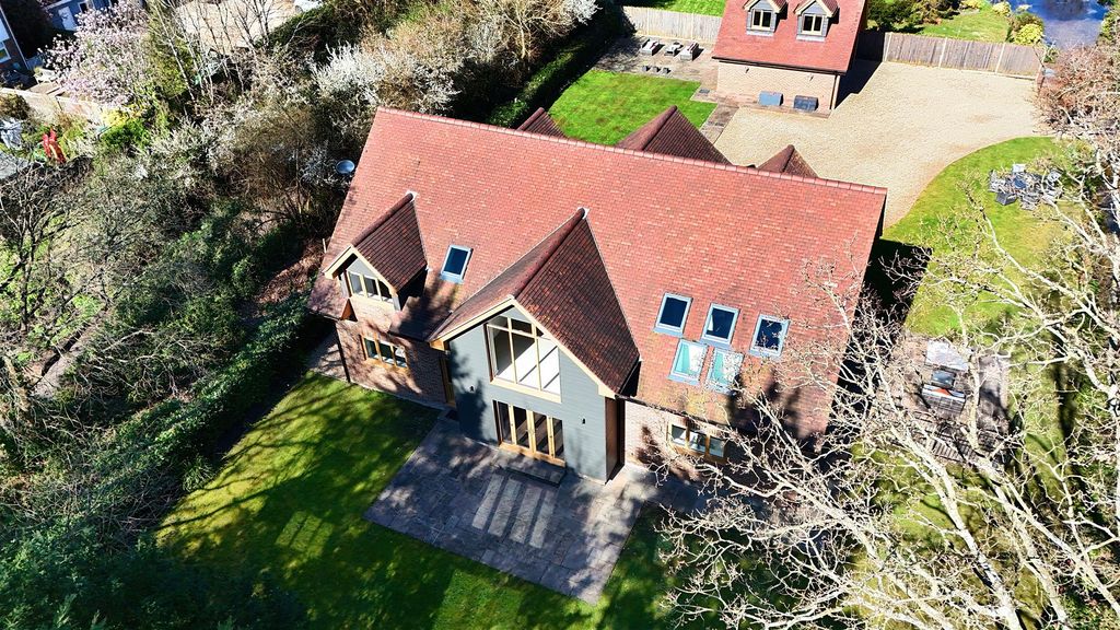 Additional image 15 of 5 bed detached house for saleNorth Close, Havant PO9