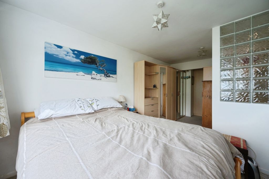 Additional image 13 of 4 bed detached house for saleWittering Road, Hayling Island, Hampshire PO11