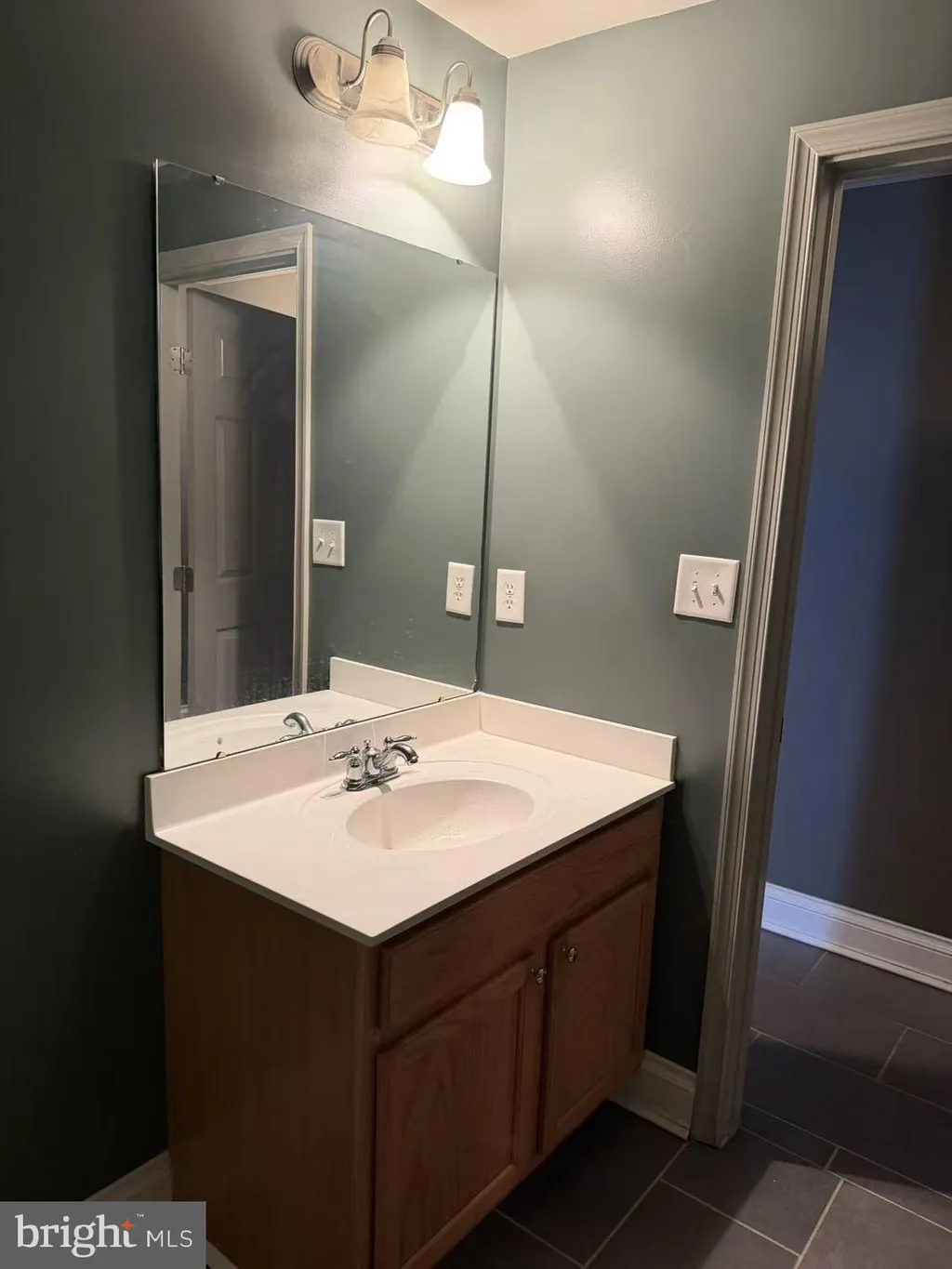 7726 Heathers Lane, Baltimore, MD 21236 photo 4