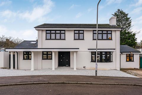 Faversham Avenue, North Chingford E4