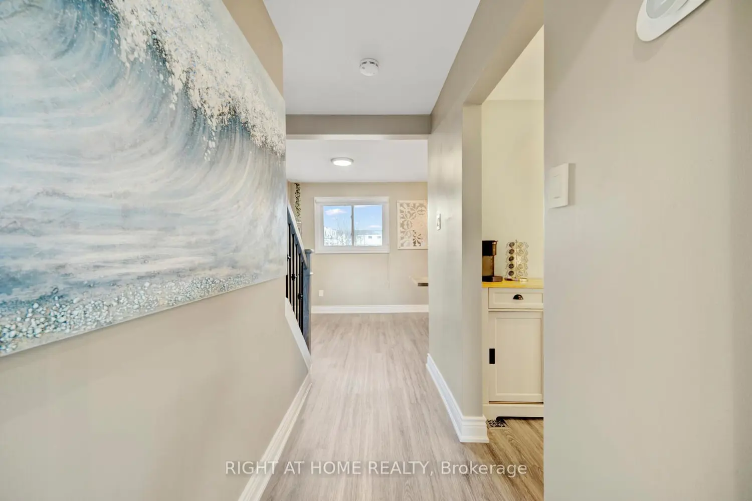 985 Limeridge Road 3 photo 4