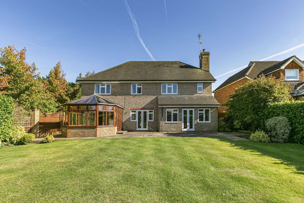 Additional image 2 of 5 bed detached house for saleOakfield Road, Harpenden AL5