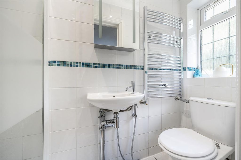 Additional image 26 of 6 bed detached house for saleMerlewood Close, High Wycombe HP11