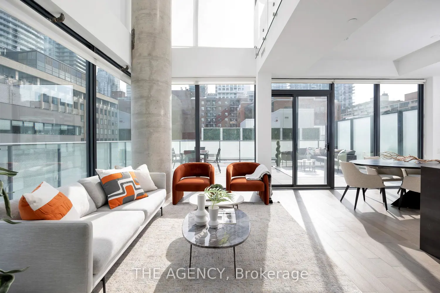 161 Roehampton Avenue 804 photo 3