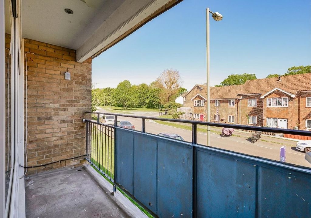 Additional image 3 of 1 bed flat for saleTotton Walk, Havant PO9
