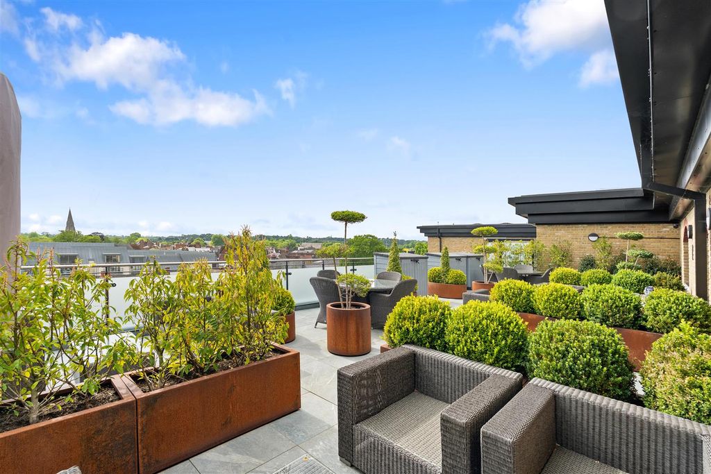 Additional image 17 of 2 bed flat for saleBircherley Green, Hertford SG14
