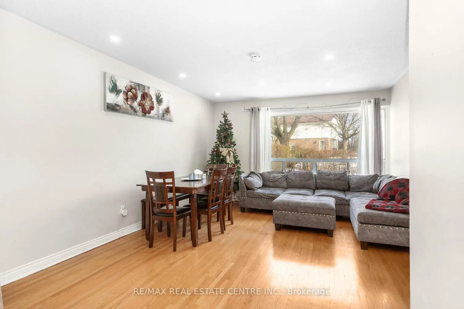 1 Tindale Road photo 2