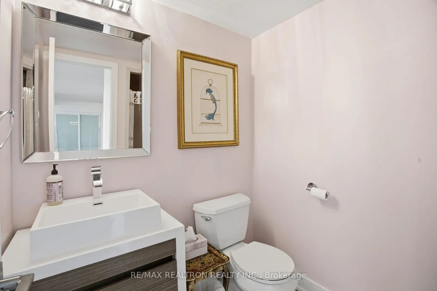 Additional image 11 of 3000 Bathurst Street 908
