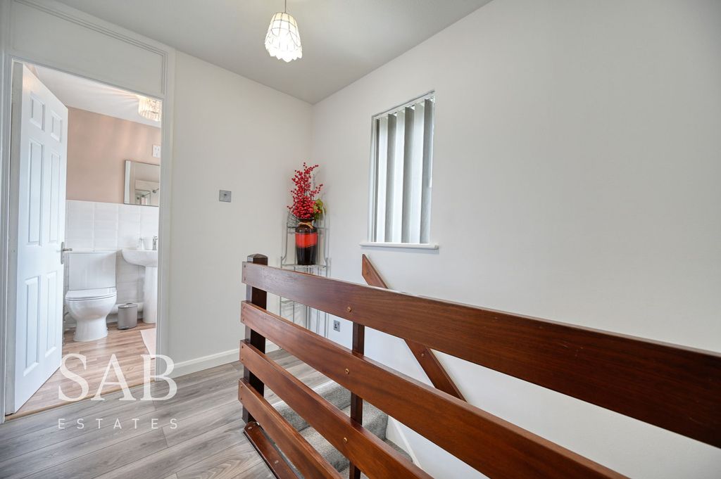 Additional image 10 of 4 bed detached house for saleKingsash Drive, Hayes UB4
