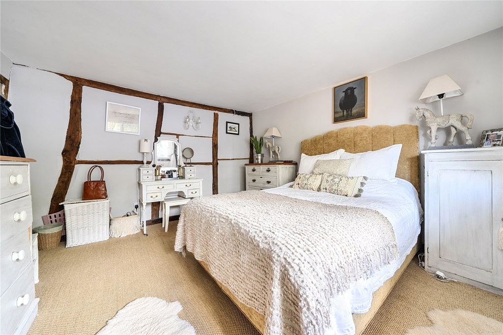 Additional image 6 of 4 bed detached house for saleLondon Road, Hook, Hampshire RG27