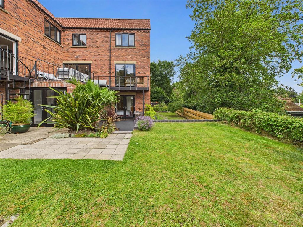 Additional image 27 of 5 bed detached house for saleRedcliff Road, Hessle HU13