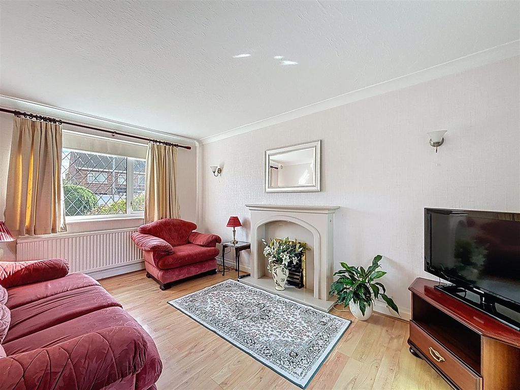 Additional image 3 of 3 bed detached house for saleClifton Street, Hornsea HU18