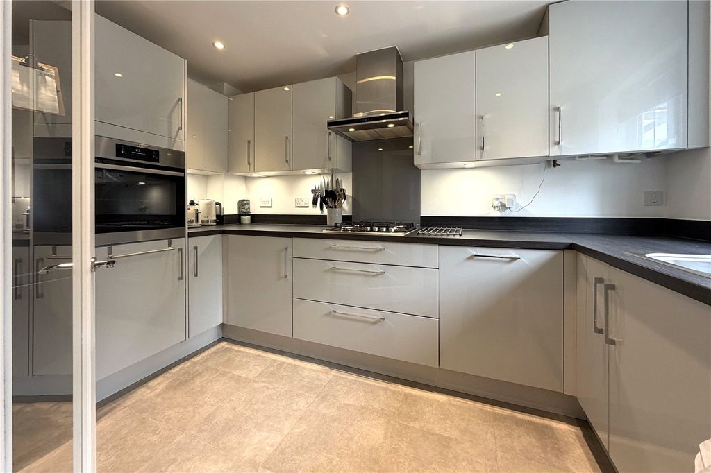 Additional image 6 of 2 bed semi-detached house for saleBrick Work Lane, Hook, Hampshire RG27