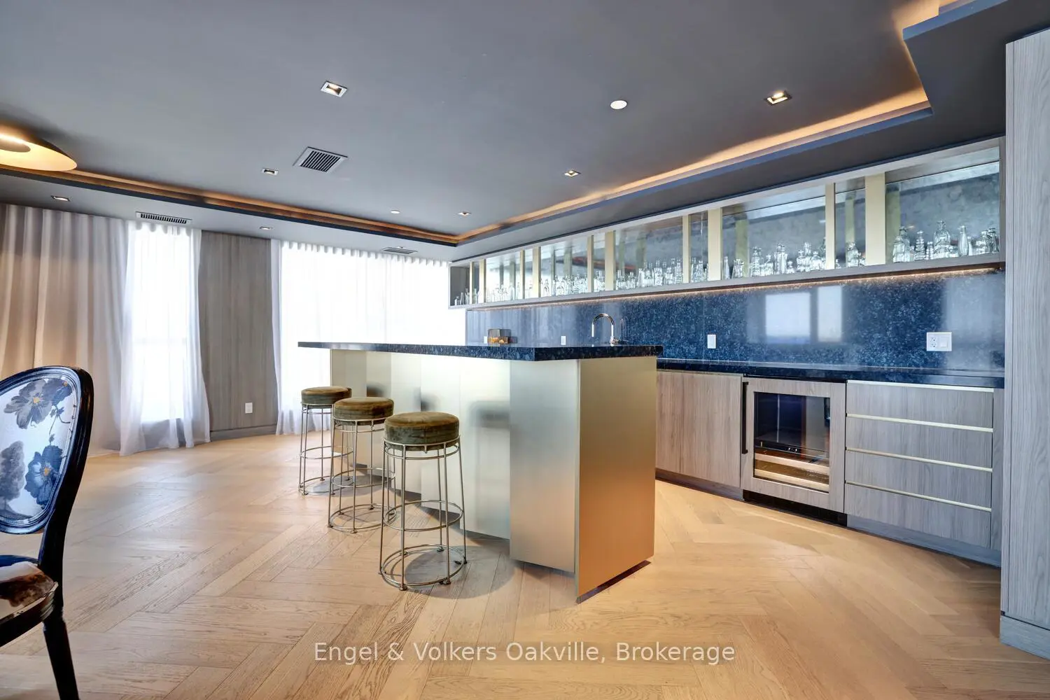 Additional image 19 of 405 Dundas Street 307
