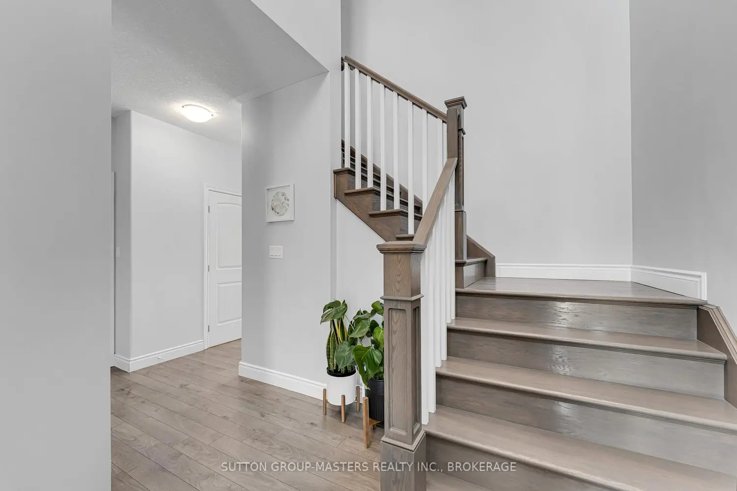 189 Macdougall Drive photo 4