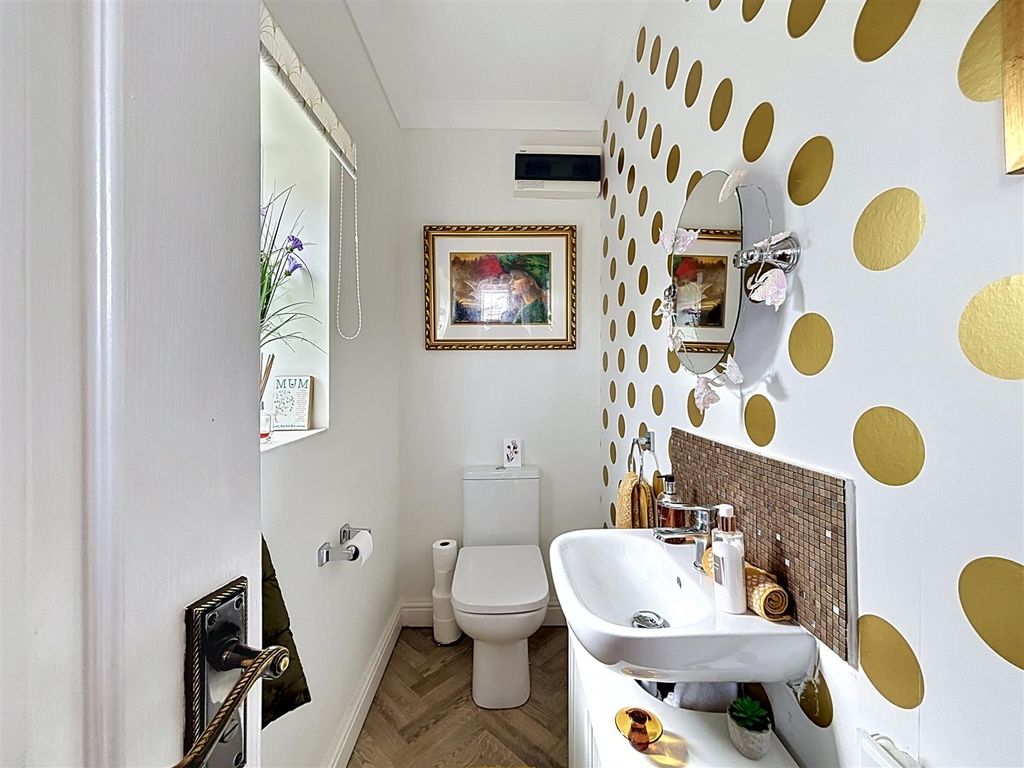 Additional image 12 of 4 bed detached house for saleCheyne Garth, Hornsea HU18