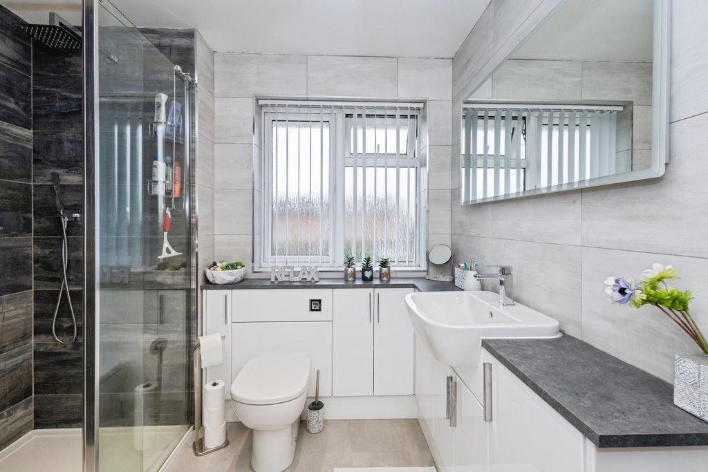 Additional image 10 of 3 bed detached house for saleSt. Peters Road, Hayling Island PO11