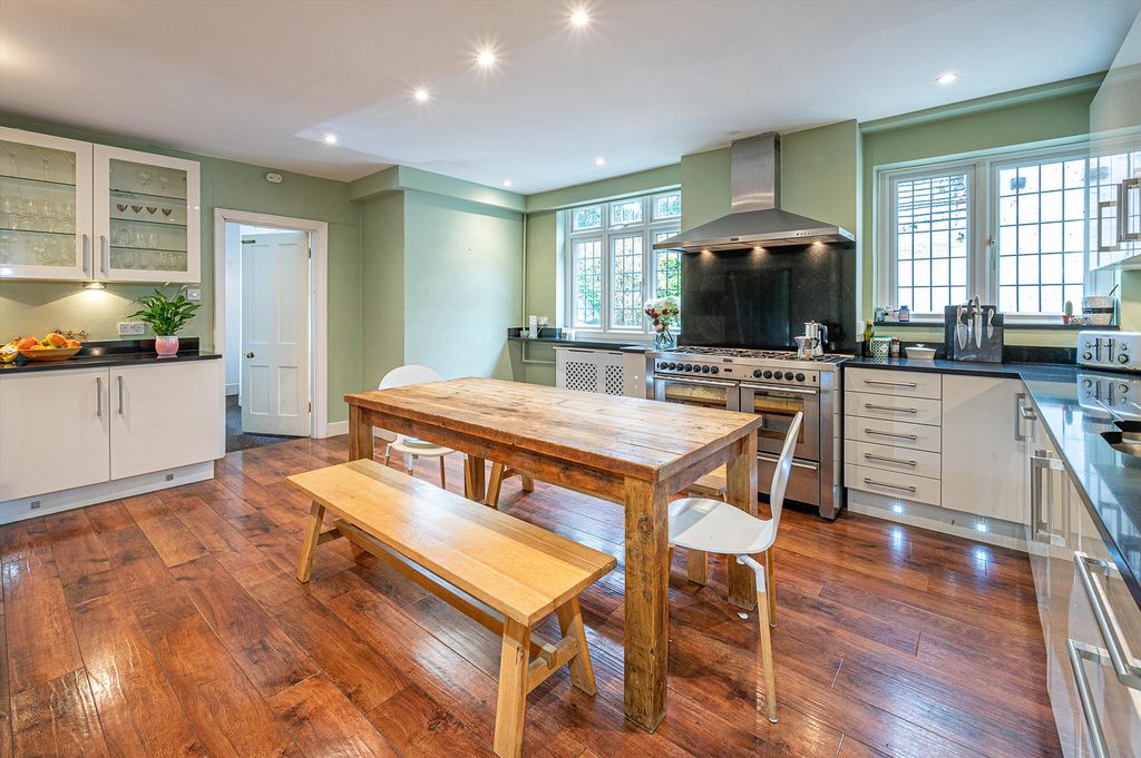 Additional image 3 of 8 bed detached house for saleHarpsden Bottom, Harpsden, Henley-On-Thames, Oxfordshire RG9