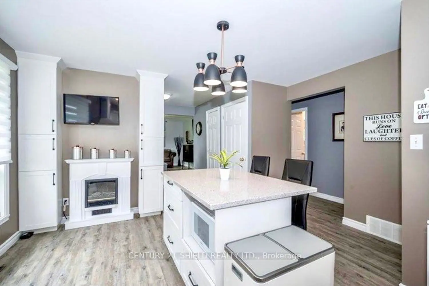 1336 Alfred Street photo 3