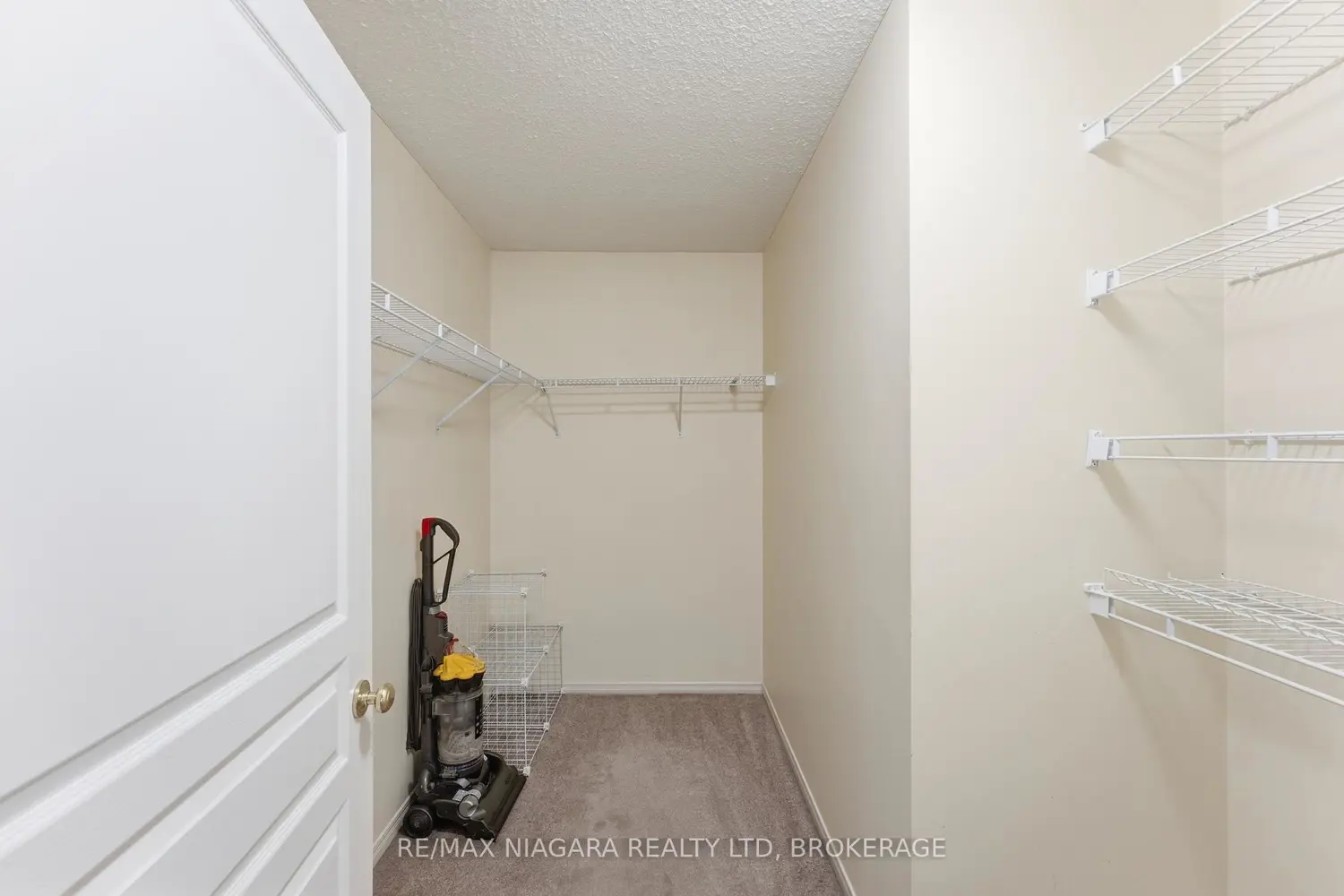 Additional image 14 of 2684 Mewburn Road 17