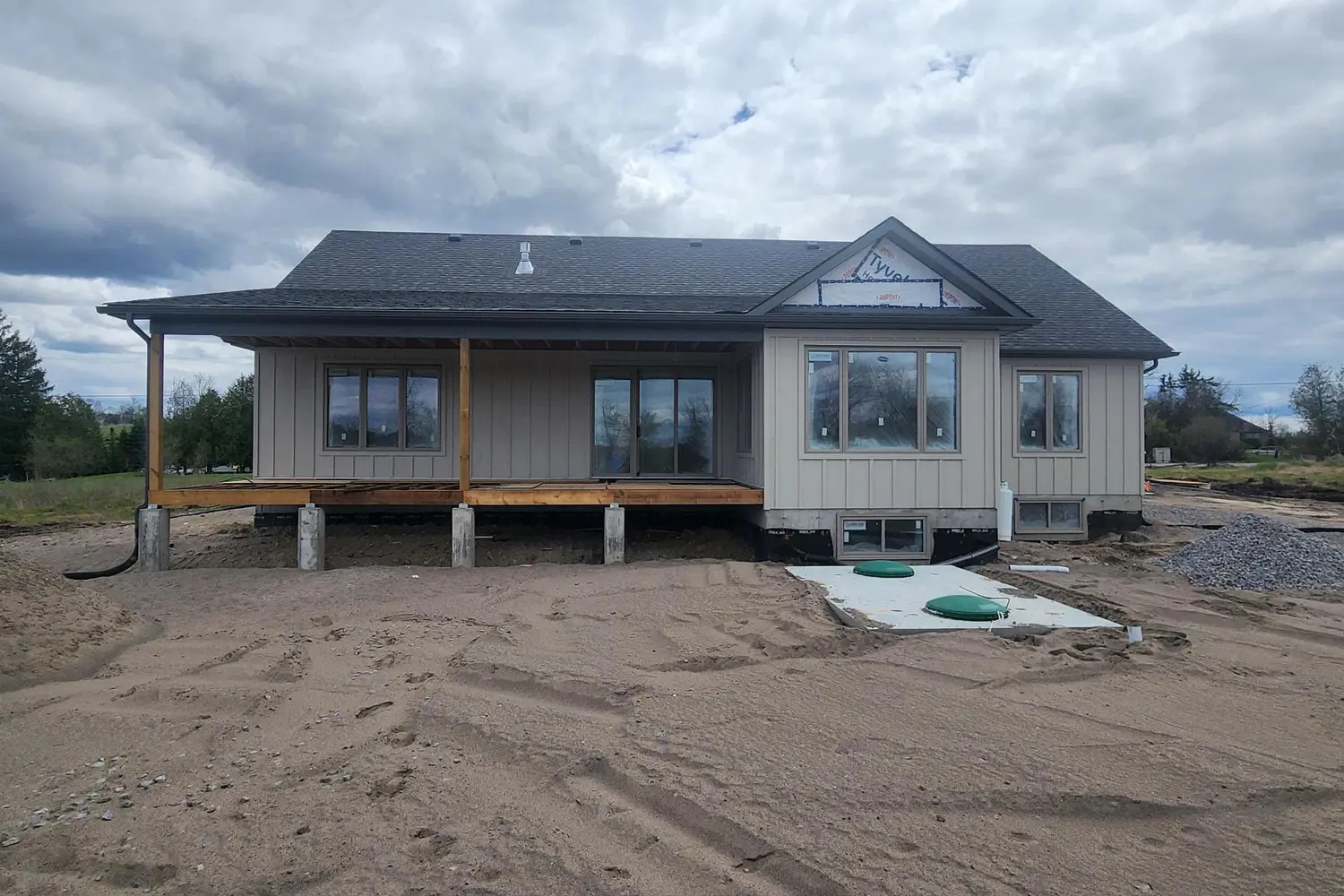 44 Almeara Drive photo 3