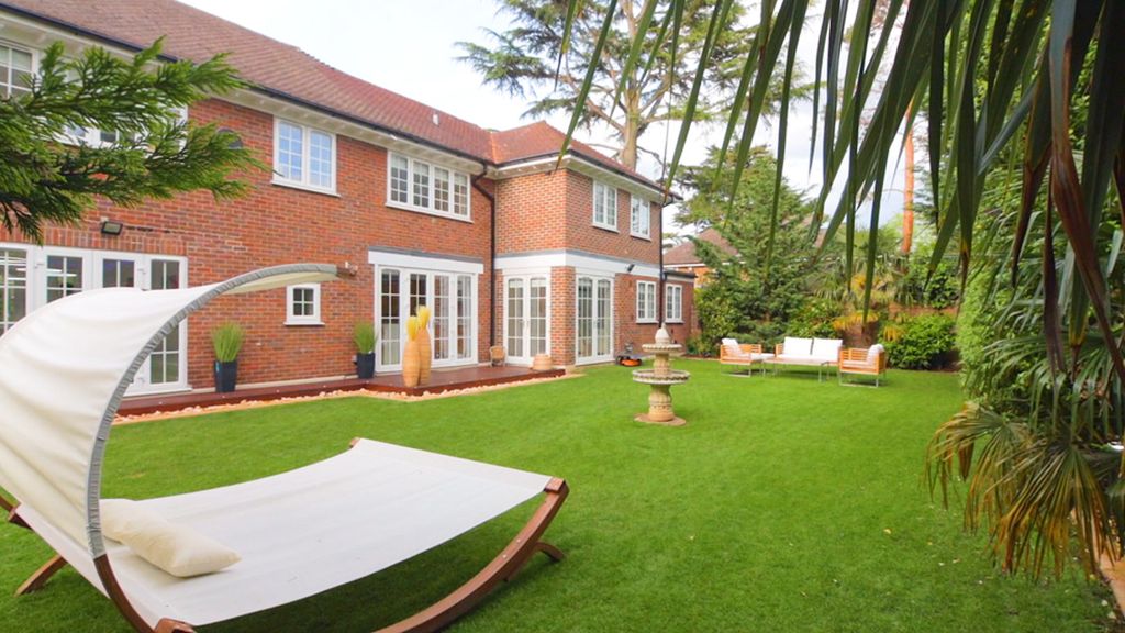 Additional image 24 of 4 bed detached house for saleAyloffs Walk, Emerson Park RM11