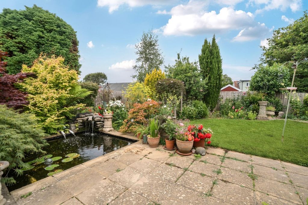 Additional image 5 of 4 bed detached bungalow for saleSt. Catherines Road, Hayling Island PO11