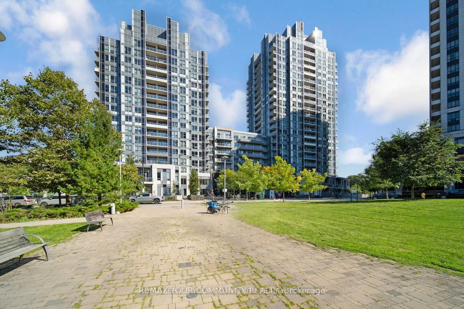 120 Harrison Garden Boulevard 1129