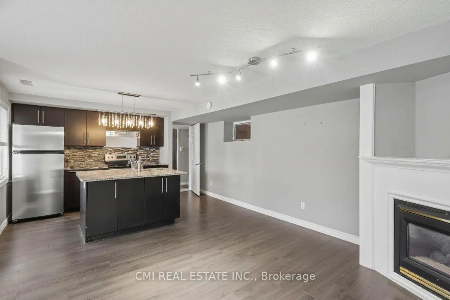 360 Culpepper Place photo 3