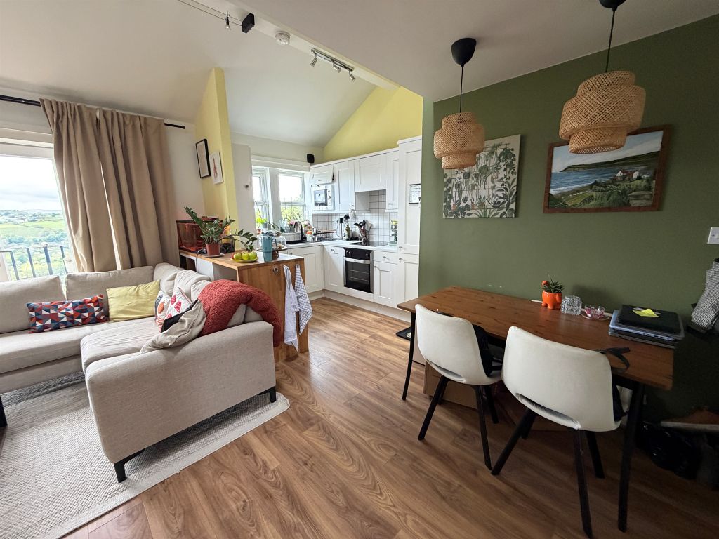 Additional image 11 of 3 bed flat for saleSkircoat Moor Road, Halifax HX3