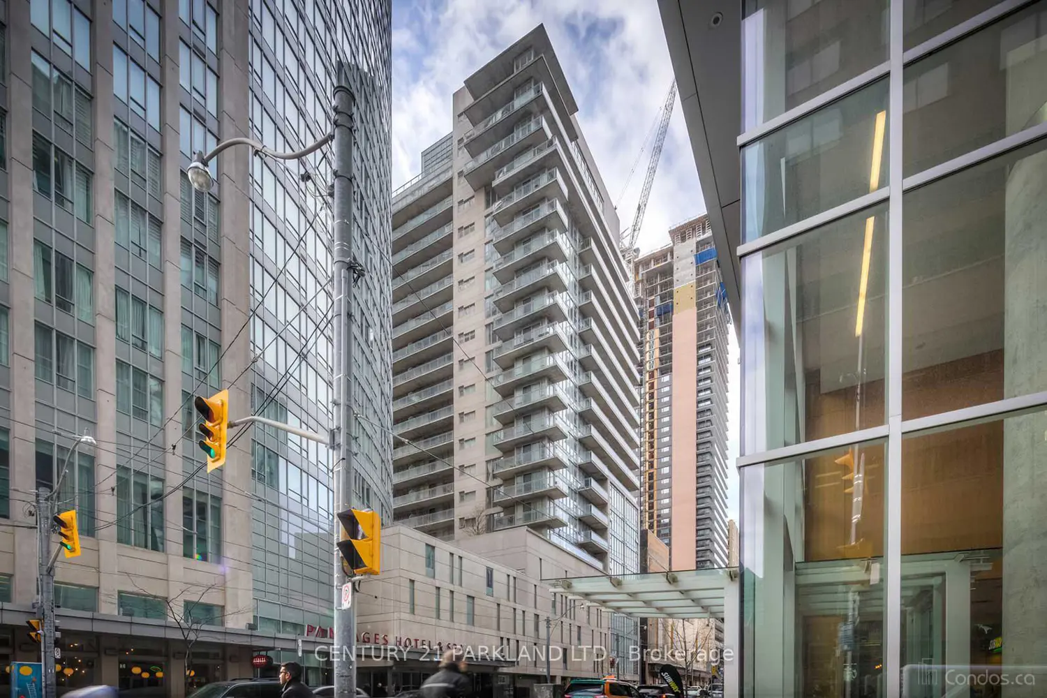 220 Victoria Street 1101