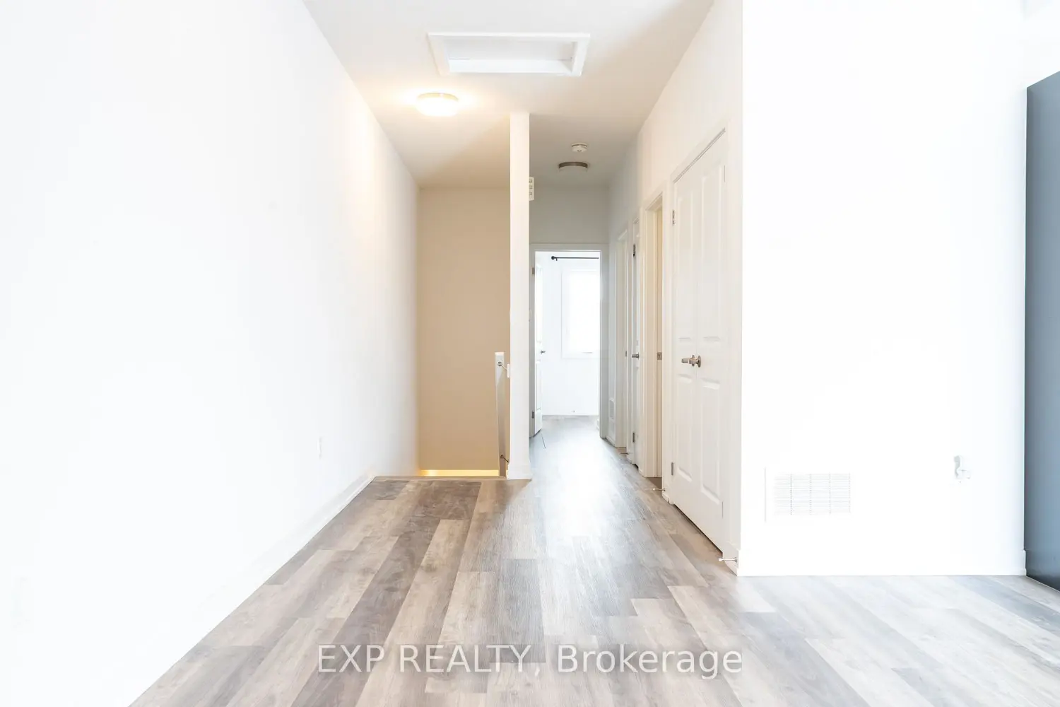 205 West Oak Trail 40 photo 5