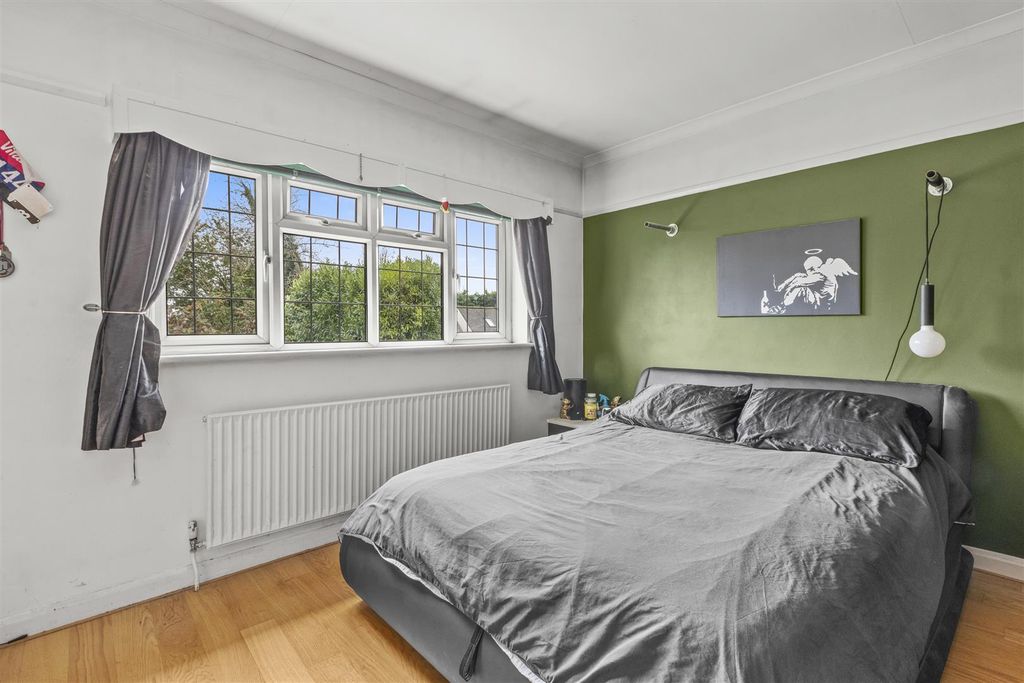 Additional image 14 of 5 bed detached house for saleMarlow Road, High Wycombe HP11