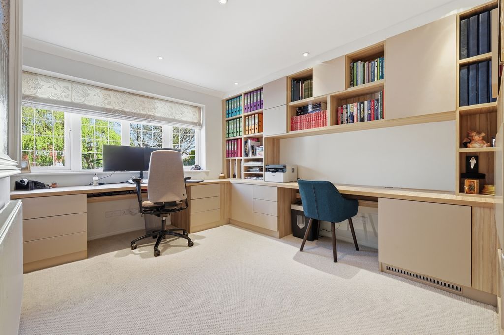 Additional image 11 of 5 bed detached house for salePenny Croft, Harpenden AL5