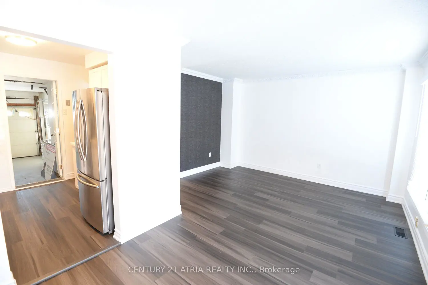 87 Radford Drive photo 4