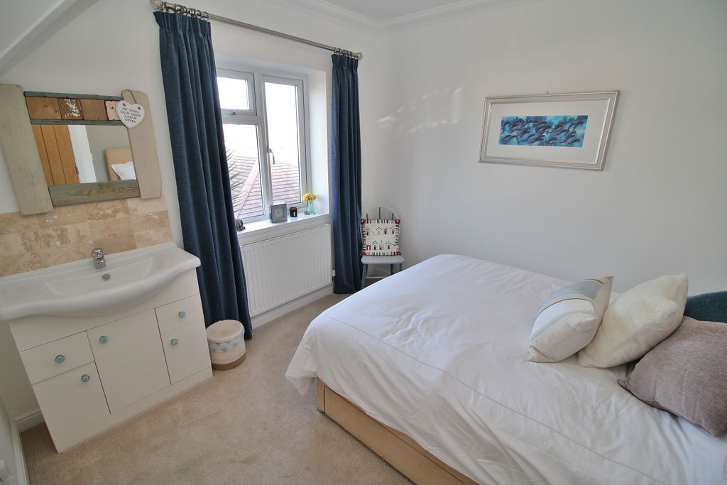 Additional image 31 of 2 bed semi-detached house for saleSouthwood Road, Hayling Island PO11