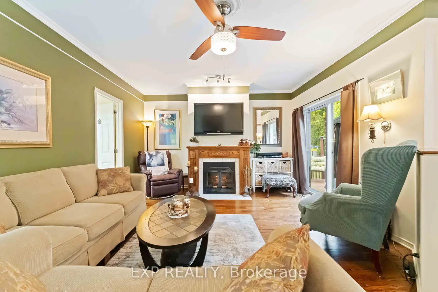 16 Evelyn Street photo 2