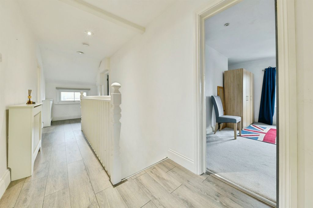 Additional image 13 of 2 bed flat for saleNew Road, Hertford SG14