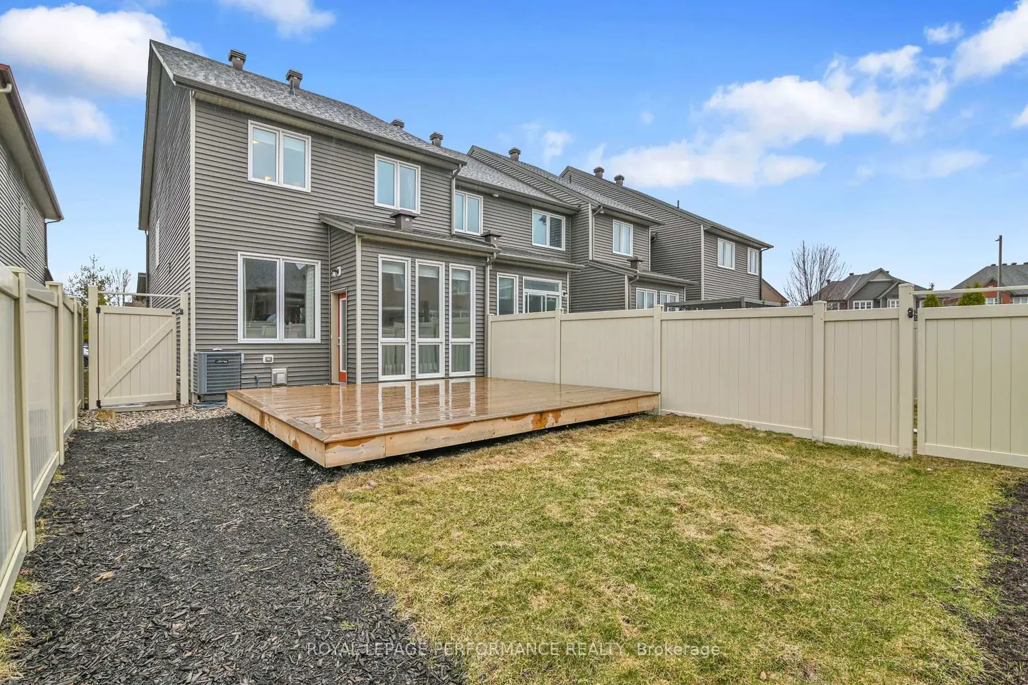 Additional image 16 of 322 Fergus Crescent