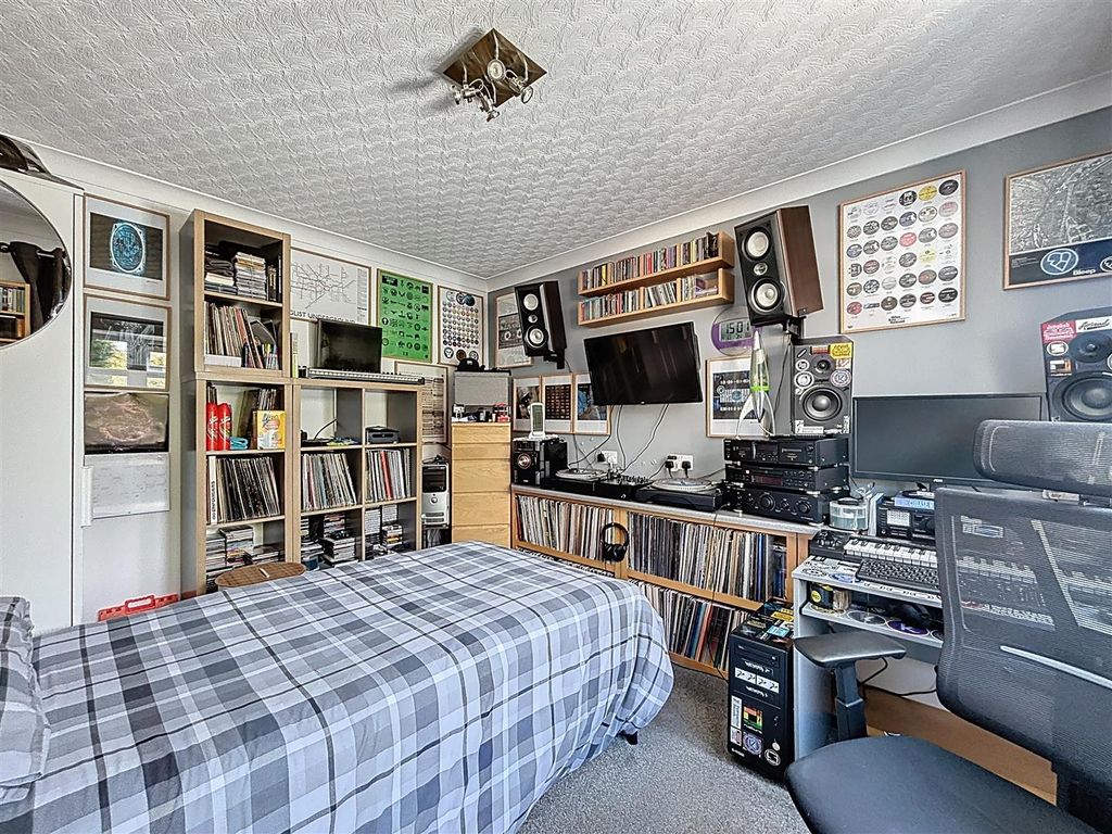 Additional image 6 of 4 bed detached bungalow for saleStrawberry Gardens, Hornsea HU18