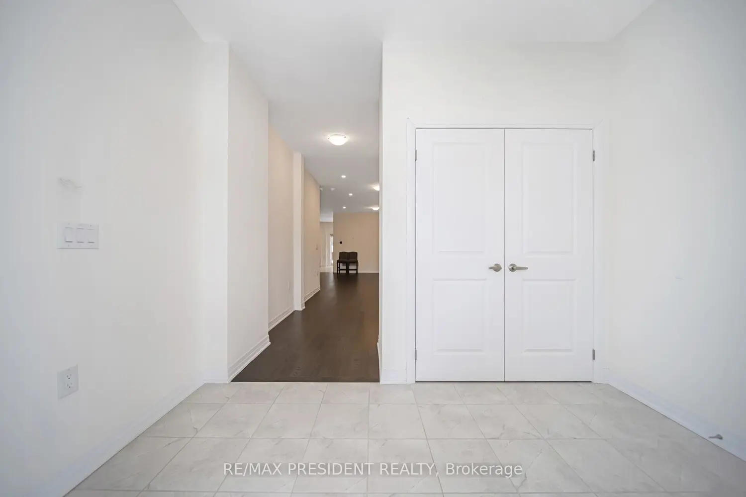 161 Dingman Street photo 5