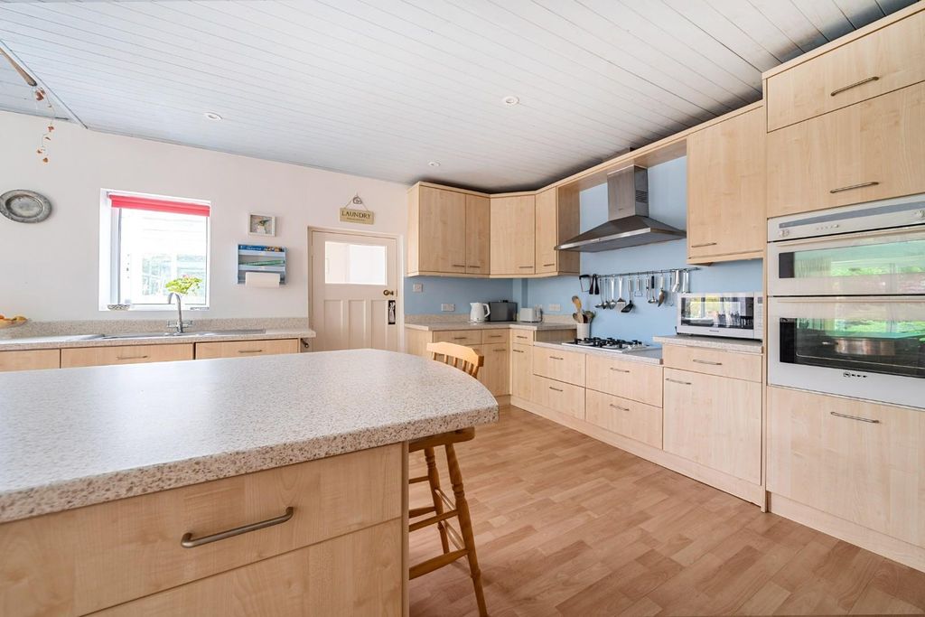 Additional image 10 of 4 bed detached bungalow for saleSt. Catherines Road, Hayling Island PO11